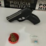 Polícia Militar apreende droga e réplica de arma de fogo em Santa Vitória