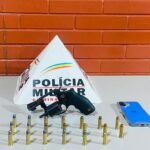 Ao verificar denúncia, Polícia Militar apreende drogas, arma e munições em Ituiutaba