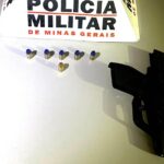 Homem é preso após a PM receber denúncia de que ele estaria armado em um bar, em Ituiutaba