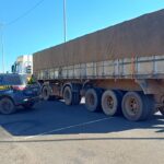 PRF apreende carreta “clone” durante fiscalização na BR-365, em Uberlândia
