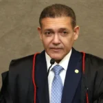 Presidente do TSE cria comissão para combater IA ilegal nas eleições