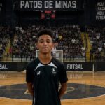 Jovem atleta de Santa Vitória se destaca em competição federal de futsal