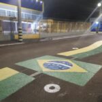 Ruas de Santa Vitória recebem pinturas temáticas para a Copa do Mundo 2026