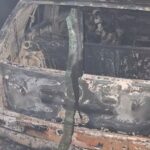 Carro capota, pega fogo e incêndio se espalha por mata na MG-414 em Araguari