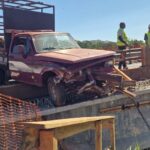 Falha mecânica em utilitário provoca acidente e interdita trecho em obras da BR-365, em Ituiutaba