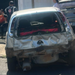 Mulheres ficam feridas após ônibus colidir com carro no bairro Granada, em Uberlândia