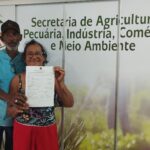 Famílias do campo recebem Contratos de Concessão de Uso em Campina Verde